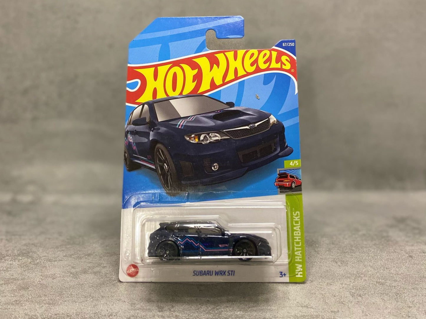 Hot Wheels Subaru WRX STI – mașinuță 1:64 cu design agresiv și spirit de rally