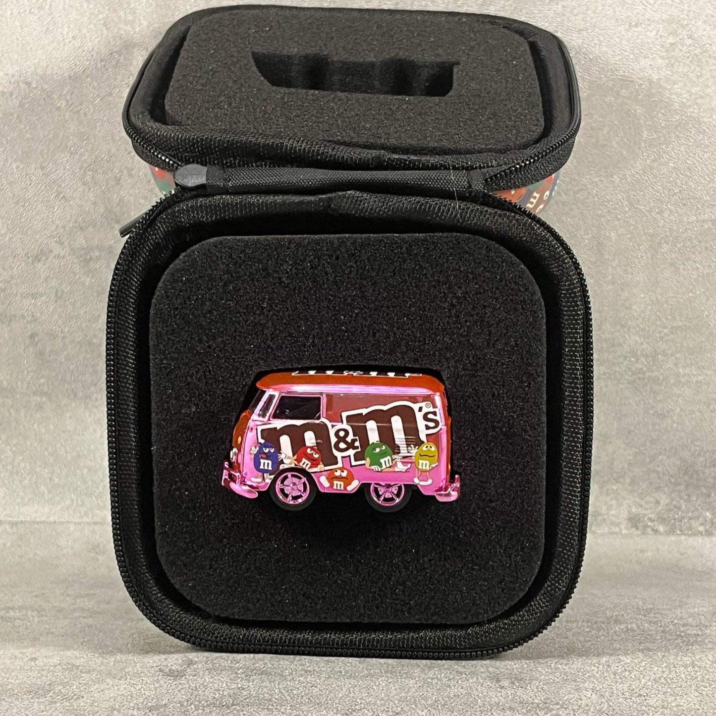 Demon King Auto 1:64 VW T1 MM Pink