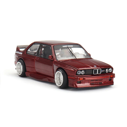 Mini GT x Kaido House BMW M3 E30 V1 – mașinuță 1:64 stil tuning,