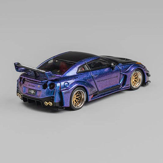 CM Model 1:64 Nissan LBWK 35GT-RR – Chameleon with Carbon