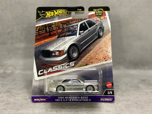 Hot Wheels Modern Classics 1990 Mercedes Benz 190E Evo II – mașinuță premium 1:64 cu design de performanță și detalii autentice

