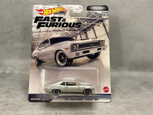 Hot Wheels Fast and Furious '70 Chevrolet Nova SS – mașinuță premium 1:64 cu design clasic de muscle car și detalii autentice din Fast and Furious