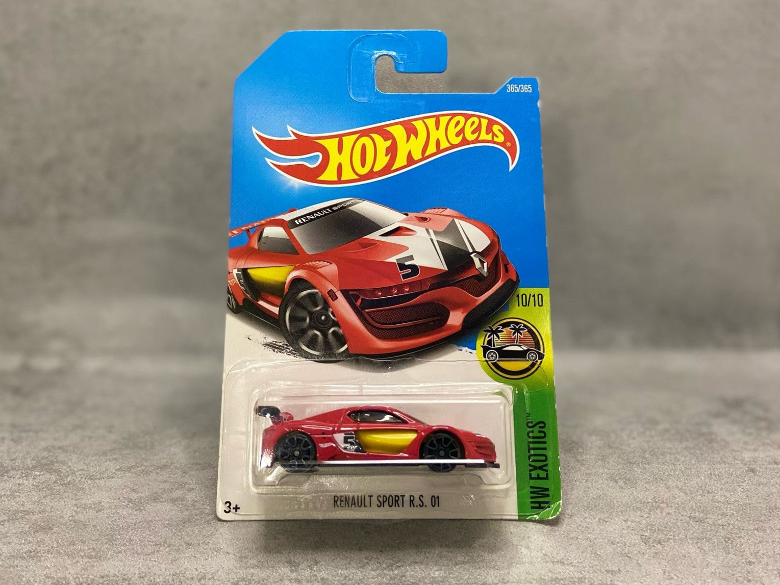 Hot Wheels Renault Sport R.S. 01 – mașinuță 1:64 inspirată din cursele GT, cu stil de pistă modern

