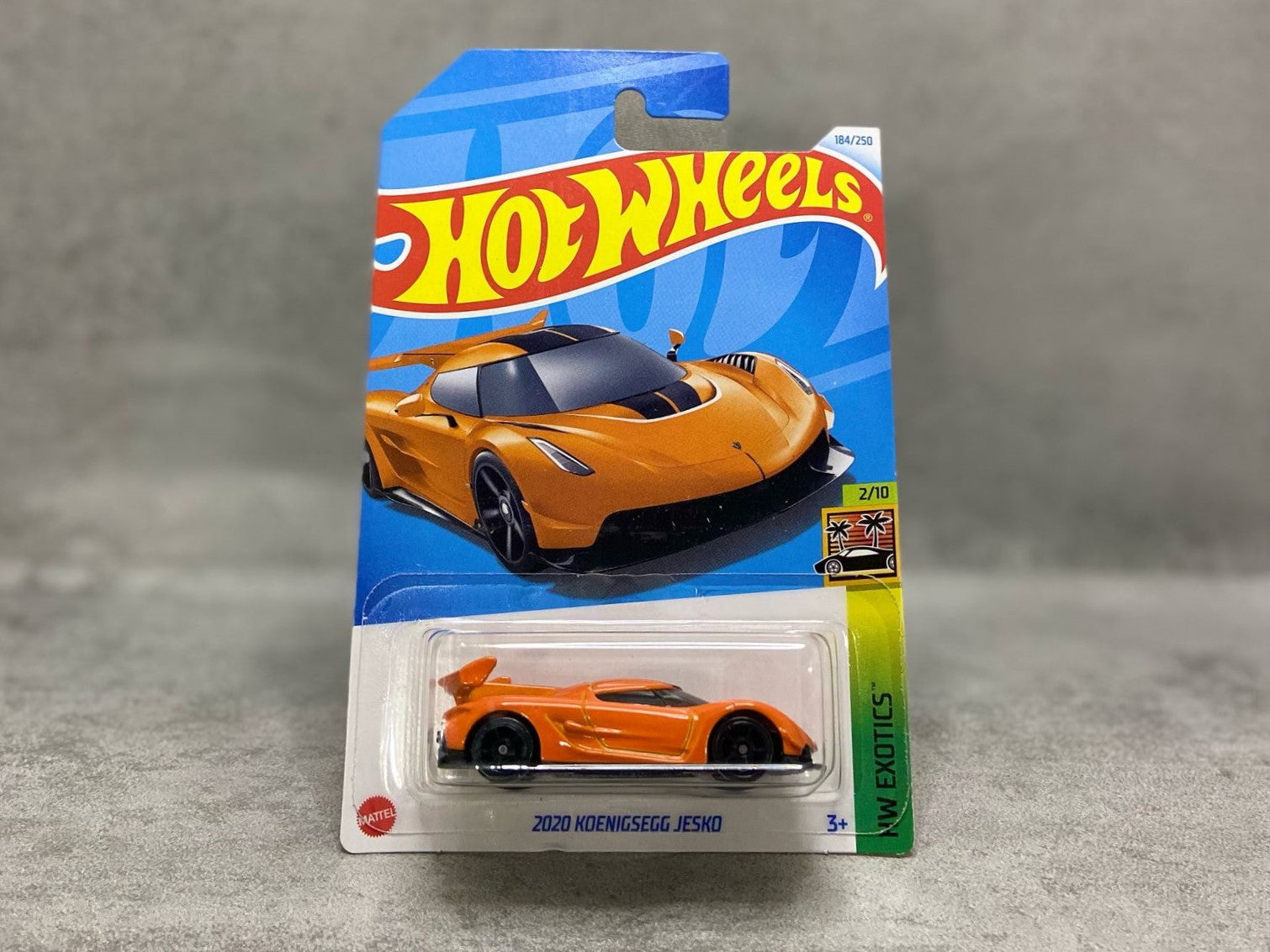 Hot Wheels Koenigsegg Jesko – mașinuță 1:64 cu design aerodinamic și stil scandinav de performanță extremă