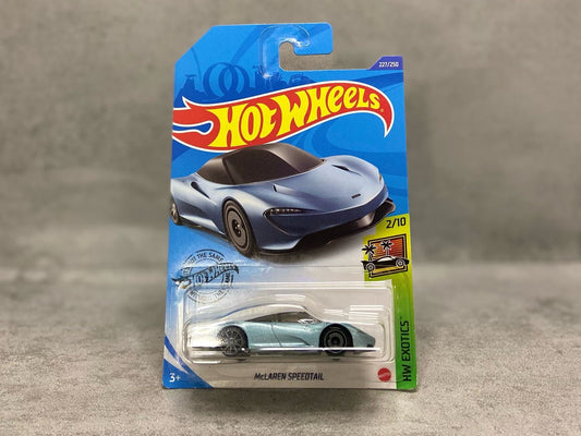Hot Wheels McLaren Speedtail – mașinuță 1:64 hypercar futurist din seria Mainline

