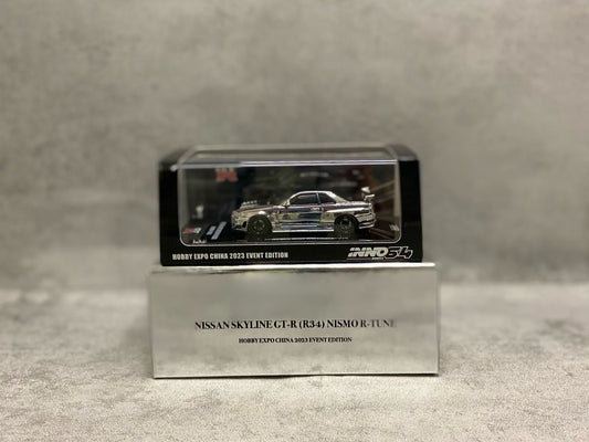 Inno64 GT-R R34 Nismo R-Tune – mașinuță JDM 1:64 cu detalii fine și cutie acrilică